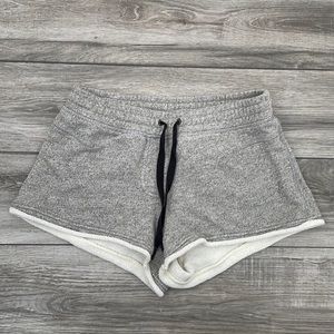 Lulu lemon French terry shorts with pockets size 6